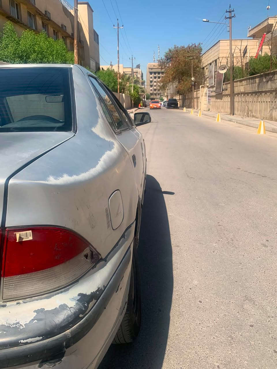 سلام عليكم البيع فقط سمند 2009 رقم  مشروع وطني بغداد باسمي تحويل ثاني كير محرك مكفوله فول جاهزه من كلشي بس تشغل وتطلع كير عادي  لون سلفر خصوصي سعرها ب32 وبيها مجال مكان بغداد الكرادة داخل مسرح الوطني رقم *********** الاتصال على رقم
