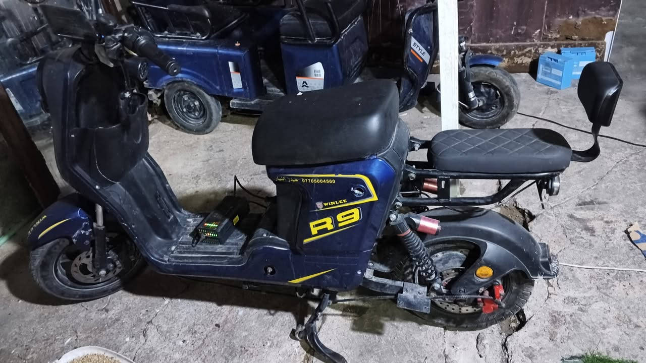 آر 9مزوده سته باتري ملف وعقل2000سعر 350بيها مجال حك الجيه بطاريات بيهم تفخه ٣العنوان بصرة كرمه علي ***********عادي مراوس
