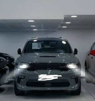 السلام عليكم 
دورنكو 2023 srt
محرك 8v.  5.700
لون سمنتي السياره ماشيه 50ألف 
كير محرك كفاله شرط 
السياره بأسمي 
فول ما عدا تحديد مسار وكم شغله 
وارد امريكي ظررها جاملغ امامي معدل بارد ومصبوغ فقط 
السعر 340$
الرقم ***********
