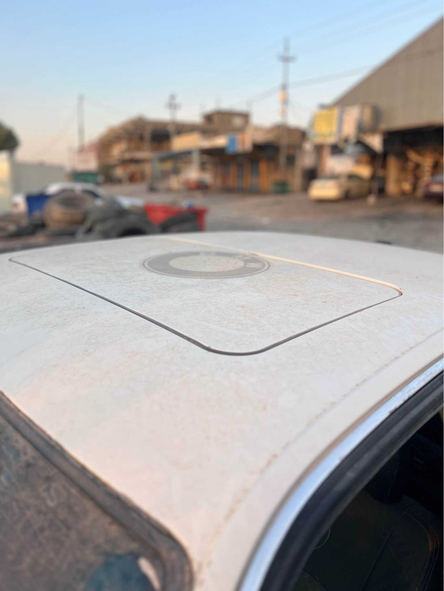 Bmw مؤديل١٩٩٢مه كينه سەقەڕ ئارمی هەولێرە بە علوج دەیفرۆشم بێ دەعم و لێدران سبوغ بیلادی سعری ٢٠ومەجال***********(vibar) أربيل, العراق
