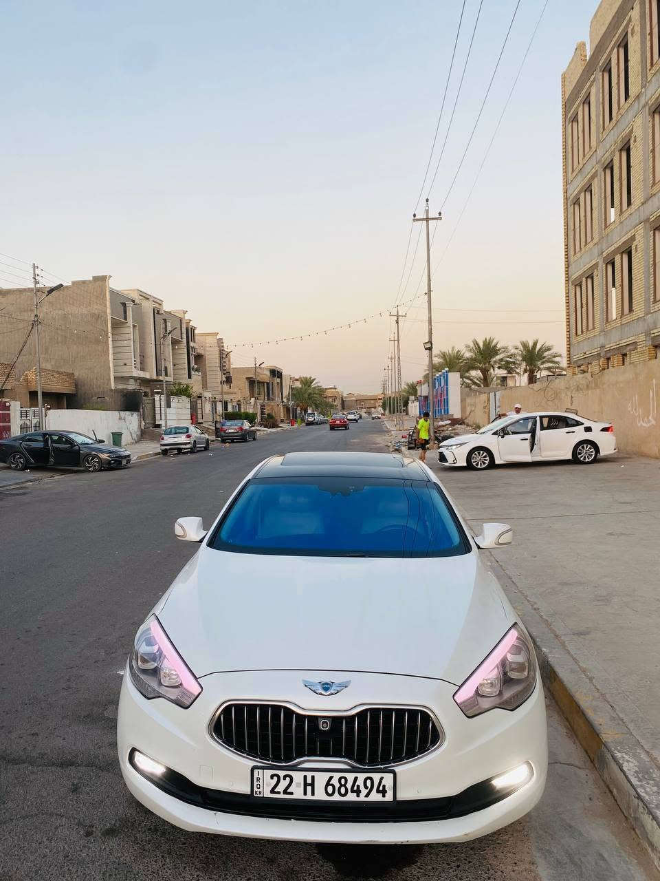 كيا كوريس 2014 خليجي بيهه جاملغ وبنيد وبارد قليل اربيل باسمي كلشي بيهه جديد صدر امامي كامل جديد صدر خلفي جديد منضومة تبريد جديده تبريد ثلج السعر 130 ورقة الفلوجة ***********
