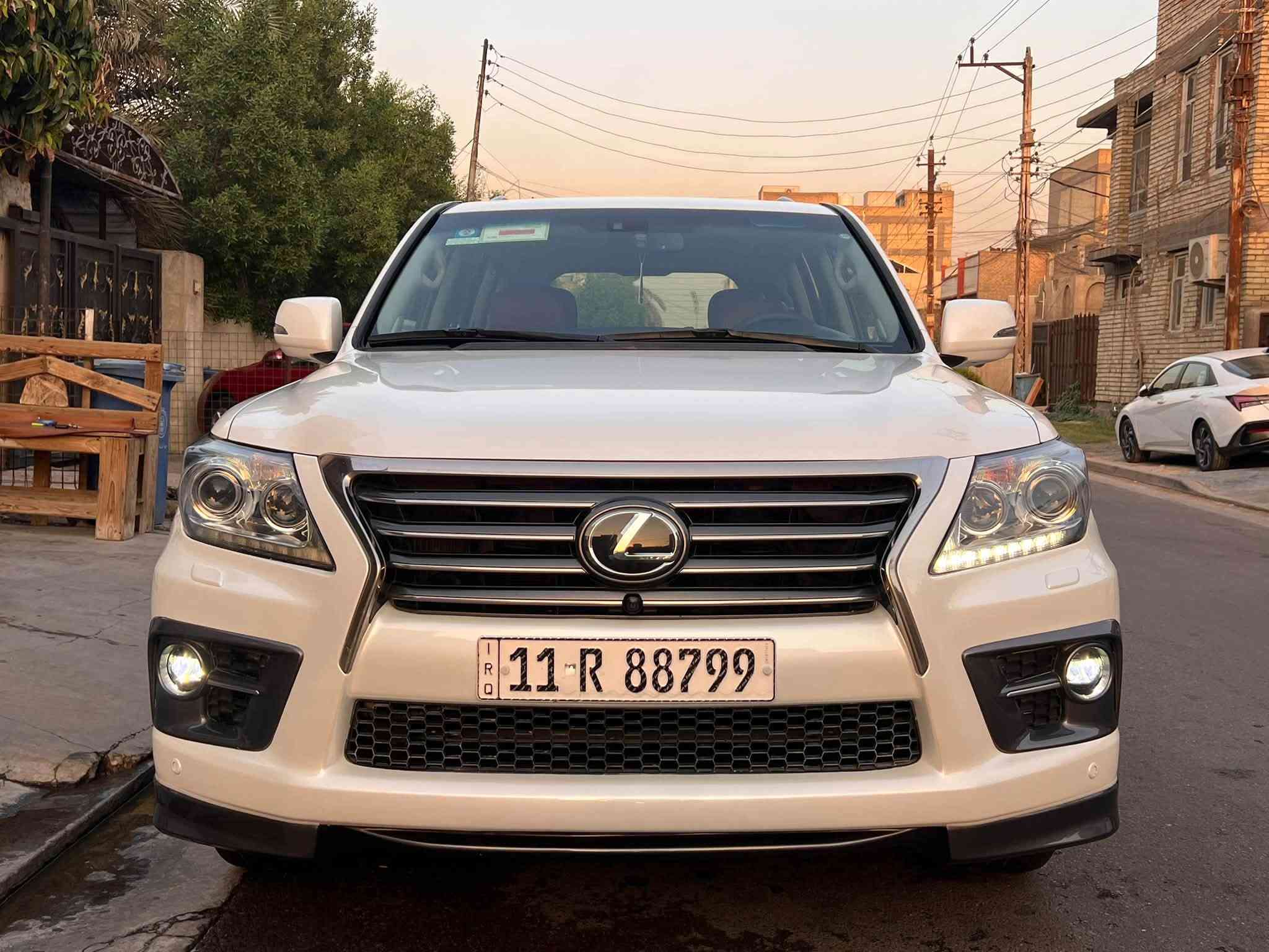 سلام عليكم لكزز 2014 خليجي LX5700 ماشيه 79 على وضع الشركه كامله بدون نقص تخم تاير باتري جديد كير مكينه تبريد ثلج مكينه 8 سلندر رقم بغداد بسمي فول السياره S اعلى مواصفات بالكزز فتحه بصمه داخل جلد قرميدي كشنات كهرباء تدفئه تبريد خزن ميموري السياره نضام جكات تبريد بيانو رادار امامي وجانبي كامرات محيطيه شاشه بلاديه شاشات بالكشنات بلاد بصمات عدد 2 جنطه كهرباء ثلاجه انضمه قياده تحكمات فول ارضيات الشركه بيه السياره مكفوله من الضربه عدا شبر صبغ بالباب الخلفي عكس السايق بدون فتح السعر 365$ وبيه مجال بسيط مكان السياره المنصور 

‭***********‬
