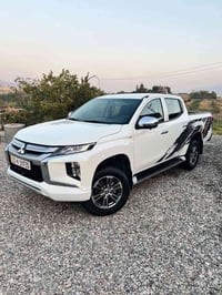 مستە ر بۆشی قە زافی 2023 سفر سفرە 17000 km ناو سور شاشە 5کامیرە 360پلە...