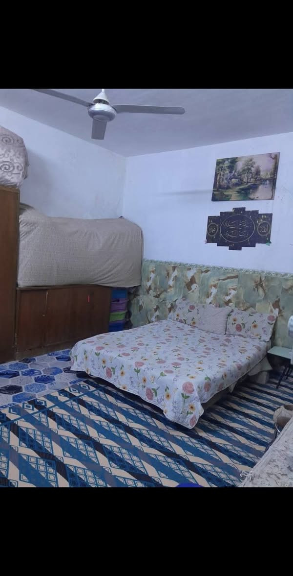 بيت للبيع
١٢٠ متر
واجهة ١٠ نزال ١٢
في حي السفير قرب مدرسة سلسبيل
للاستفسار  ***********
