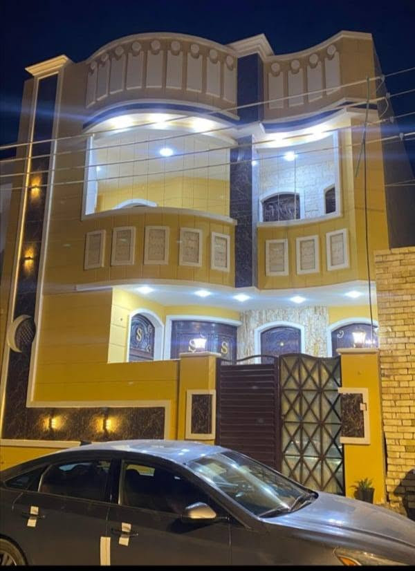 مشتمل للبيع المساحه ١٥٠ متر الوجه ٧ ونص في ٢٠ الجغيفي الثانيه قرب جامع فاطمه كاع بجر ٢طابق ٤غرف نوم الأرضي ٢ طابق الثاني ٢ غرفة السعر ١٤٠ مليون وبها مجال للتفاوض من قبل صاحب المشتمل اسماعيل الجميلي مكتب عقار الجغيفي الثانيه عبورالجسر الجغيفي الثانيه اتصال *********** اسيا كورك ***********
