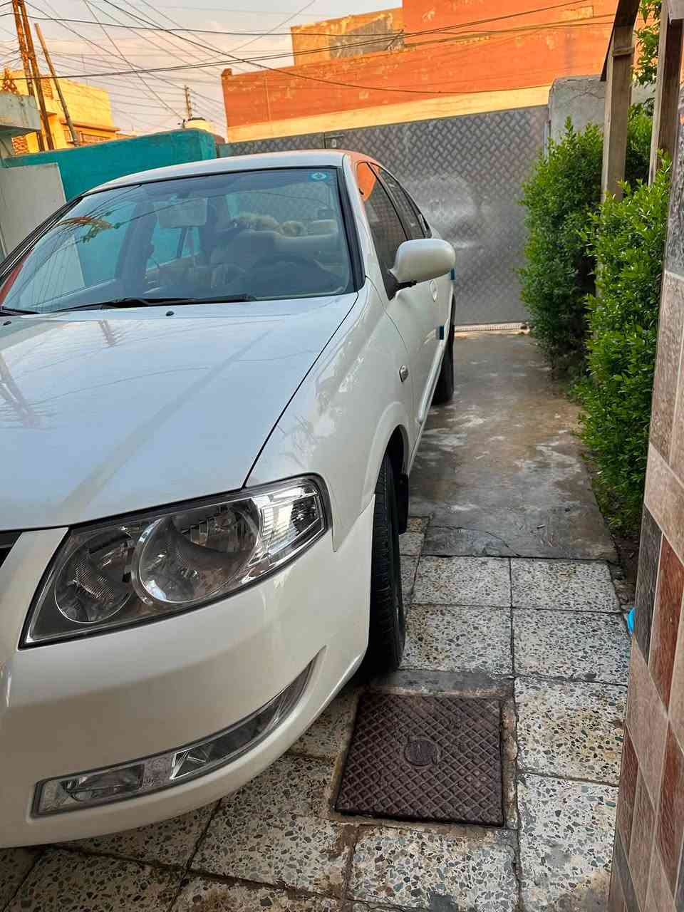سني بدي كوري 2009
كير ومحرك خير من الله 
تبريد وكهربائيات 
كله شغال شاشه كبيره 
السياره حلوه ونضيفه 
الحادث بيهة شخط بلصفحه 
الصفحه مرشوشه لان لونهة صدفي 
وشويه من البنيد 
مابيهة دواخل 
رقم بغداد بسمي تحويل اشوكت متريد 
***********
***********
سعر السياره 85
مكان السياره بسمايه ناحيه الوحده
