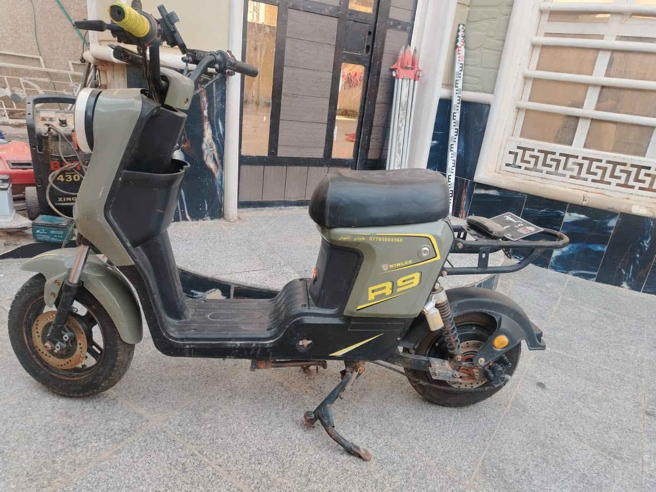 دراجه شحن ار ٩ للبيع بدون بطاريات
البصره التنومه الاكوات الثالثه
  ***********
السعر ٢٥٠
