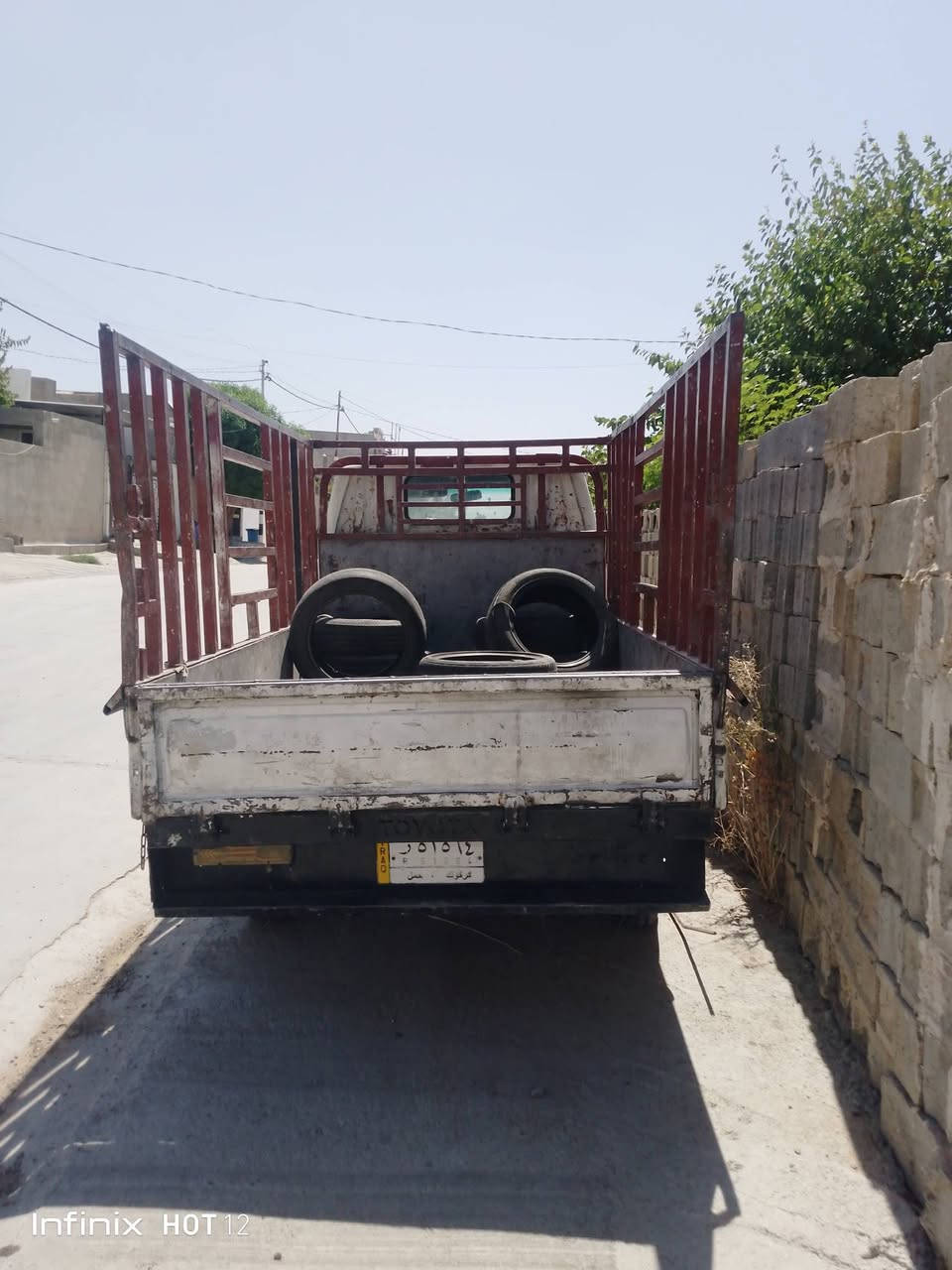 دانيه حمل موديل 1992
شرط كير ومكينه شرط تحويل 
الكير أوتوماتيك
السيارة بانزين 
السعر 22 
مكاني كركوك 
***********
***********
