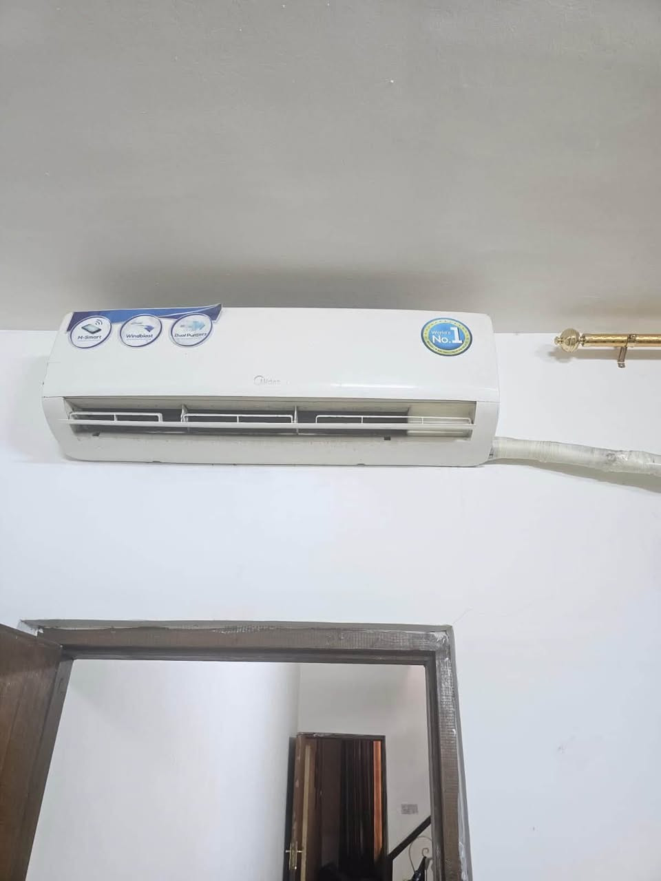 كنتور 175 بوفيه 80 كونتر 375 ثلاجه 200 سبلت طنين ميديا 350 ثلاجه صغيره 75 غساله دنكا 17 كيلو 200 غساله صحون 225 ثلاجه 10 قدم 125 طباخ 100 مجمده 150 غرفه 275 ميز طعام 6 كراسي 150 الاسعار وي توصيل مكان بغداد *********** واتساب
