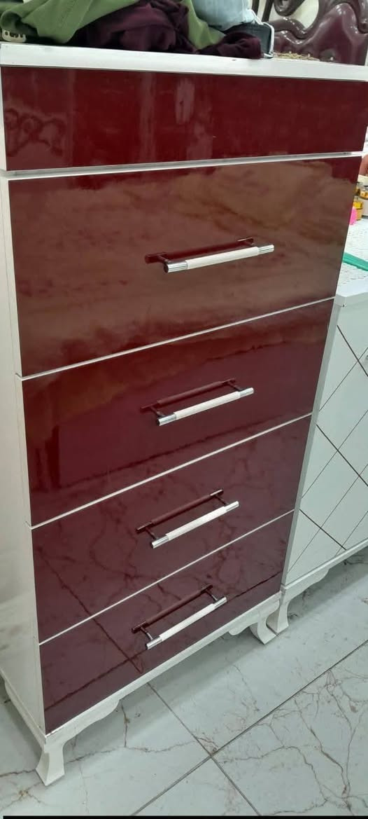 غرفه نظافه فول سعر 350
