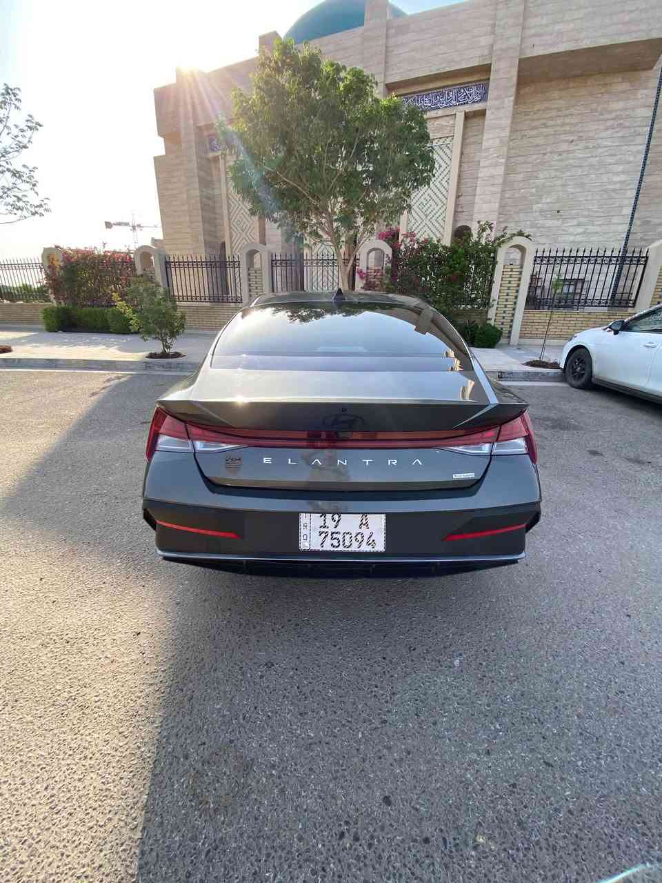السلام عليكم النتره هايبرد 2025
حادث خفيف جدا كلش فقط بنيد فقط 

بدوان دواخل بدون ايرباك داعميه بلاديه

رقم شهداء كربلاء بسمي 

موصفات 

دخول ذكي نضام ترحيب 

بصمه تشغيل 

انضمه قياده 

تحديد مسار 
سايد بريك بصمه
Auto hold

البقيه معروفات 

عنواني كربلاء ***********
