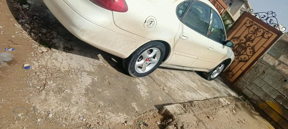 فورد تورس موديل 2000 كير محرك كورلا 1800 حديث سياره جاهزه سنويه وهزه جدد للبيع او مراوس السعر 52 وبيهه مجال مكاني ديالى شهربان واحلى من الصور بعد الخاص مفتوح رقمي ***********
