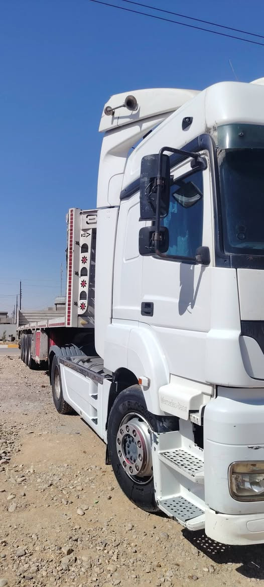 سلام عليكم اكسور مارسدس للبيع موديل 2007  كير عادي 4x4 عربانه افلات  عبد الله جوهر  موديل 2023 رقم صاحب السياره *********** رقم الثاني *********** سياره جاهزا للشغل
