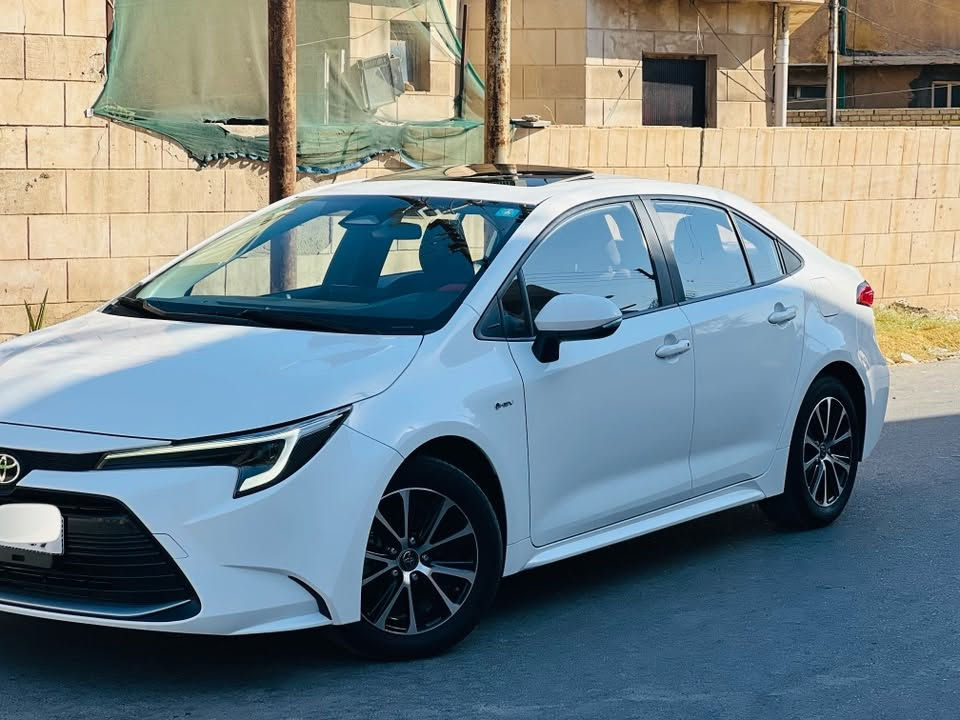 السلام عليكم
كورلا 2025    

الشكل الامريكي هايبرد   

رقم بغداد  تحويل مباشر 

سيارة جديدة بمعنى الكلمة 

محرك 1800 هايبرد HEV  

ماشية 21 الف حقيقي بعدها زيروو 

شحن ذاتي 

بصمه + دخول ذكي 

هاندر بريك بصمه + اوتو هولد 

سلايت 

رادار امامي 

سياقه اليه 

تبريد قطعتين 

شاشه ابل كار بلي و اندرويد + كامره خلفيه 

مانع نزلاق + مود درايف +  ايكو مود 

كيجات شاشه دجتل 

مقاعد لون اسود

حساس لايت كامل اوتو عالي ناصي اوتو + حساس ظغط اطار 

تحكم سترين كامل فول 

لايت زينون + لد نهاري + اشاره لد 

اشاير مري  

وبعد بيها هواي مواصفات 

 مكاني السيارة بغداد

سعر 151 وبيها مجال 

ملاحضه :سونار السياره مرفق مع الصور والبارد ما مبين 

وكلش بسيط 

للاستفسار ‭***********

