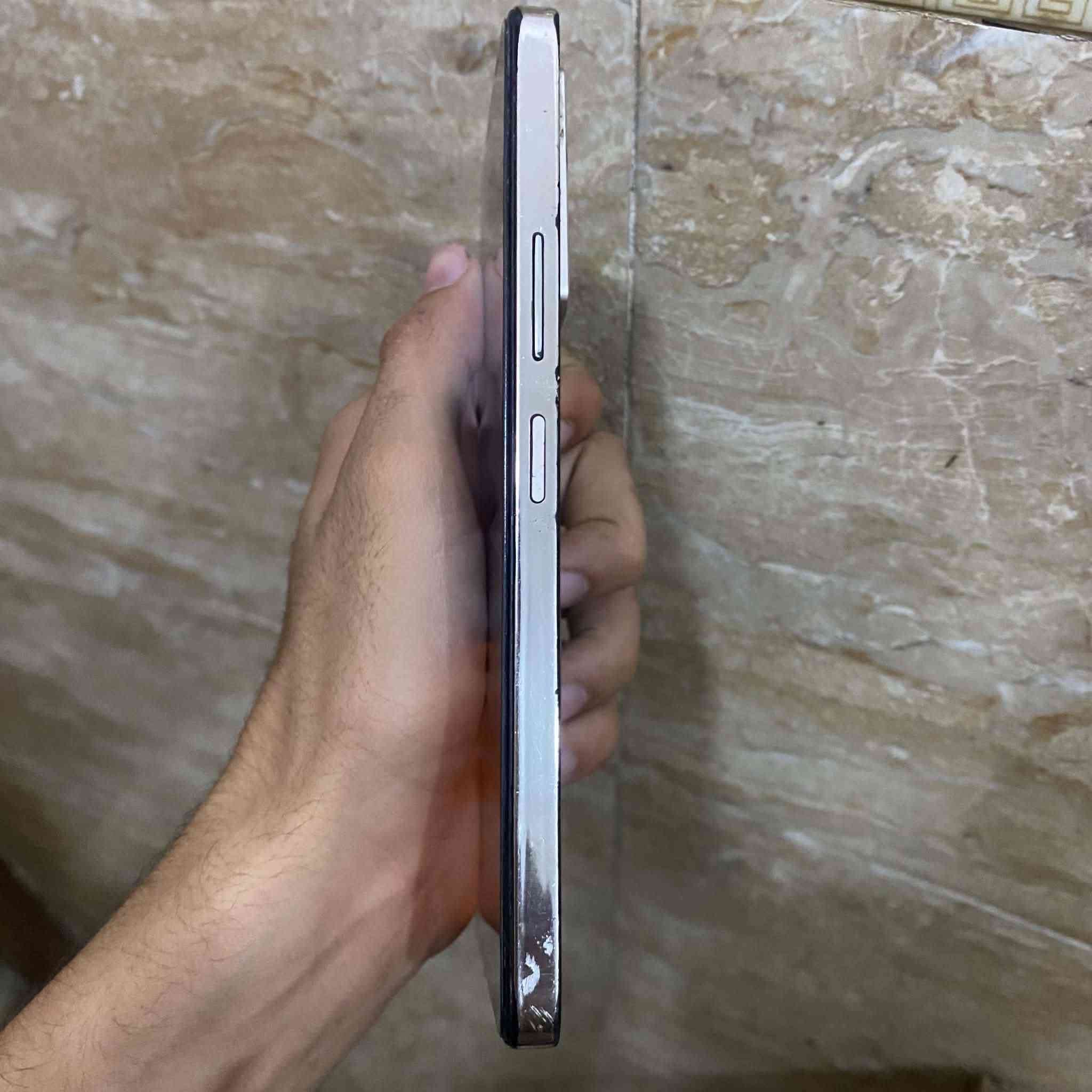 سلا عليكم جهاز للبيع لسعر 120 وبي مجال بسيط حك لجيه اقره لجوه
انفنكس نوت 30 برو

مفطور ظهره

ذاكره 256

عشوائيه 8+8

بطاريه 5000 

الجهاز قوي مال العاب
مبدل شاشه وكاله 

سعر 125 وبي مجال بسيط 

العنوان بابل شارع 60 مقابيل مدينه حمورابي 

موجود خاص
