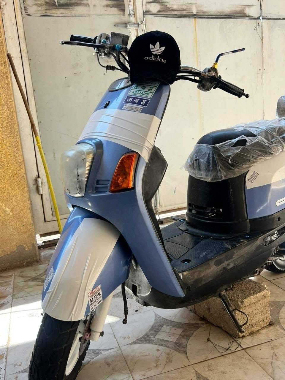 بوليس 2007 شغاله سلف هندر كهربائيات شغاله مفتوحه مره وحده نقصها استان نص سعر 500 بيها مجال تواصل خاص او ***********
