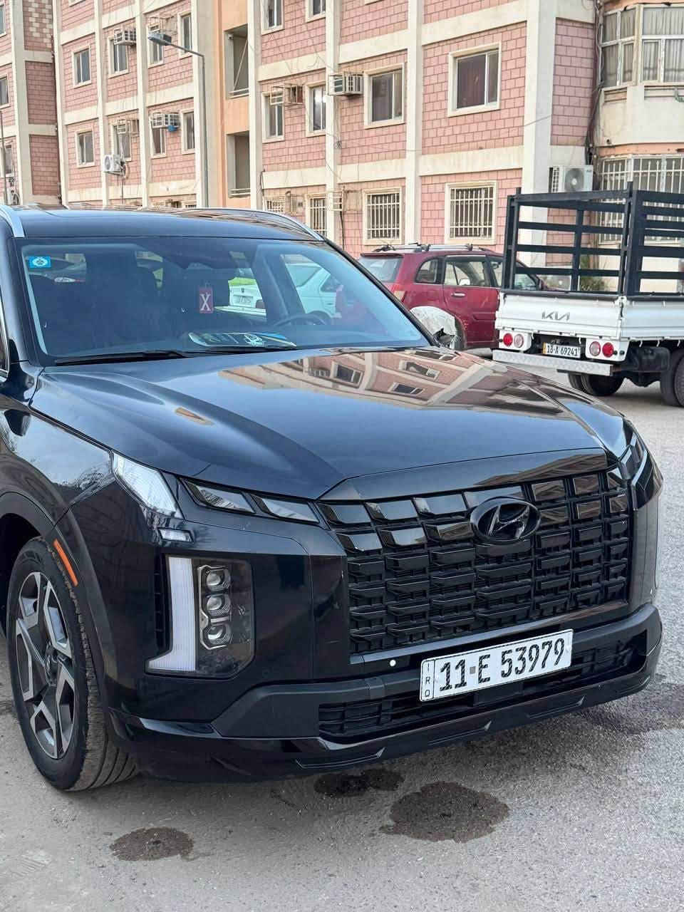 بلسايد موديل 24  فئة لمتد لون نيلي فول مواصفات تبديل بنيد وبيه بارد في جاملغ الايمن فقط ماشية 25الف ومرقم بغداد وباسمي السعر 240 بيه مجال بسيط 
مكان السيارة الحلة 
*********** فقط واتساب
*********** فقط واتساب
