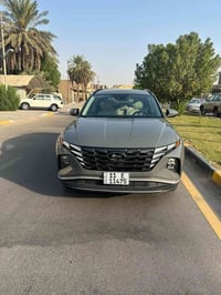 توسان لبيع موديل 2024 لمتدد وارد امريكي بصمه  فتحه سقف كامره دواره  دا...