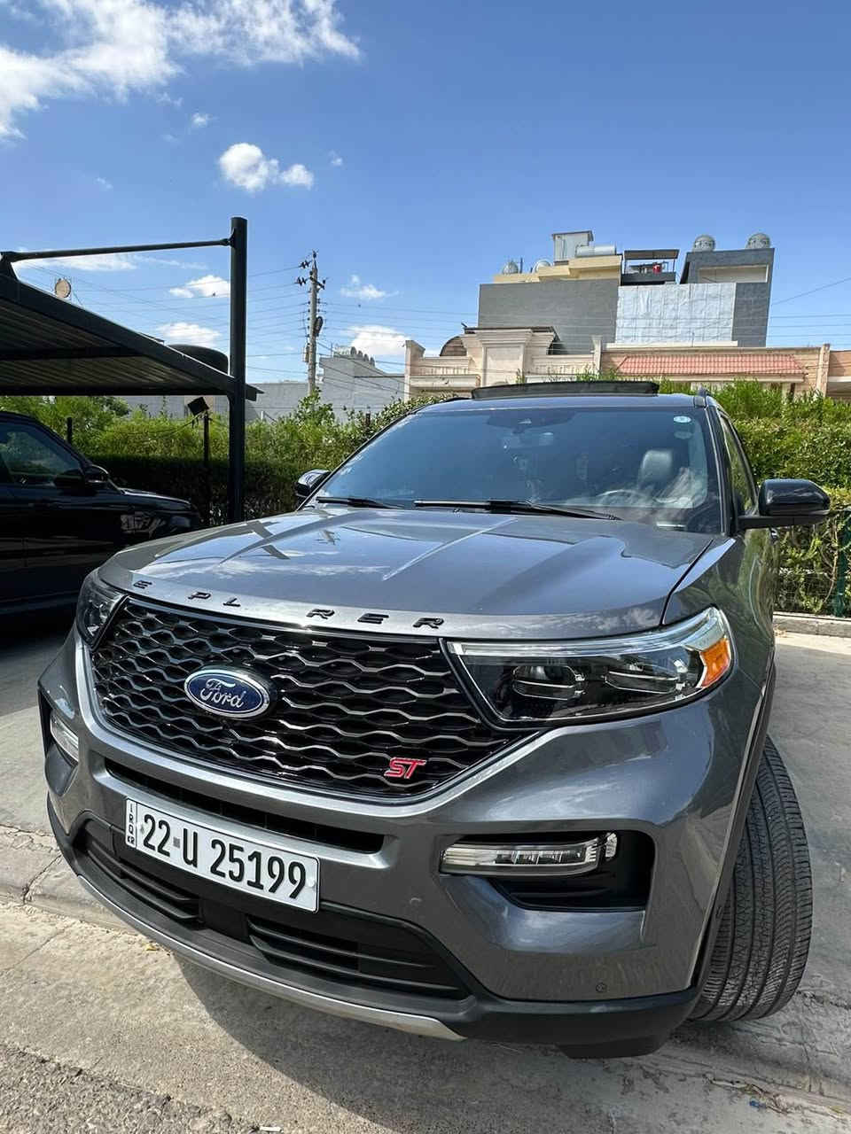 مۆدێل: 2023
 جۆر: Ford Explorer ST (3.0 Twin-Turbo - AWD)
 ڕەنگ: ڕەساسی تۆخ
 مواستفات: فول مواسەفات (پانۆراما، کامێرا ٣٦٠، شاشە، کوشن جلد سارد و گەرم، سیستمی B&O، ڕادار)
 دۆخی ئۆتۆمبێل:
 یەک پارچە سبووغ (بێ ژووری / بێ ناو)
 ئێرباگی سوکان و شانی تەقیوە، ئێرباگی سکن نە تەقیوە
 گێڕ و بزوێنەر و دەبڵ ئاکسل بەشەرتی فەحص
📍 شوێن: هەولێر
📞 ژمارە ***********
باللغة العربية:
فورد اكسبلورر ST موديل 2023
 الموديل: 2023
 المحرك: Ford Explorer ST (3.0 Twin-Turbo - AWD)
 اللون: رمادي غامق
 المواصفات: فول مواصفات (بانوراما، كاميرا 360، شاشة، مقاعد جلد تبريد وتدفئة، نظام B&O، رادار)
 حالة السيارة:
 قطعة واحدة صبغ (بدون داخل / شاصي ولغد شرط)
 إيرباگ السكينة (الراكب) سليم، الإيرباگ المفتوح: المقود والكتف فقط
 المحرك والجير والدفع الرباعي بشرط الفحص
📍 الموقع: أربيل
📞 للتواصل: *********** أربيل, العراق
