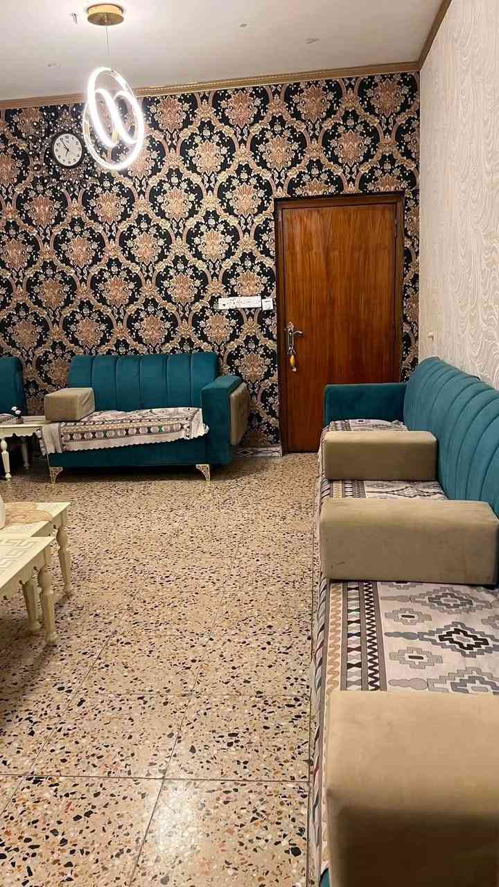 بيت للبيع
طابق واحد

مكون من 

استقبال+مطبخ حار وبارد+حولي او هوال +مسلك+صحيات داخليه+غرف ثنين+صحيات خارجية+طرمة جبيرة 

المساحة200متر البناء واجهيه7 نزال 21

الدوره الكفائات الزراعي طابو زراعي سند 25 البناء 

البناء نضيف كلش ومبين كدامكم

الحديقة 150 من دون البناء يعني ويا الحديقة يصير 350 متر بس عادي نبيع الحديقة وحد و البيت وحد 

للتواصل الرقم ***********

الواتساب ***********
