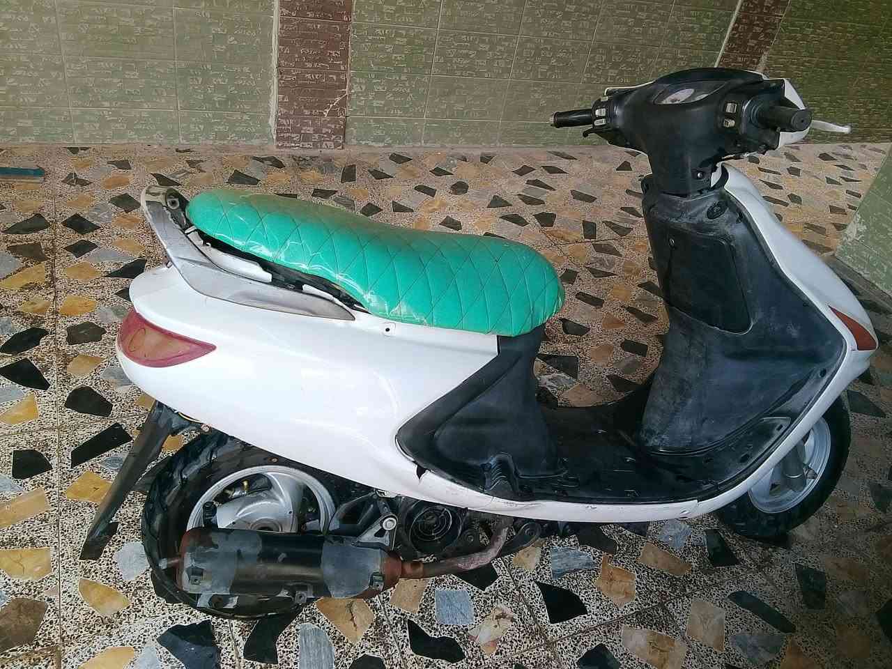 دراجه فراشه
هندر والسلف شغالات✅

الجگ نصفي فقط ✅

فيتبم جديد ✅

تايرات جدد✅

دبلات امامي ✅

لايتات امامي وخلفي ✅

دبلات خلفي تايرات نظيفة✅

مكينه مفتوحه ✅

قفل ستيرن ✅

دراجه حلوه ونضيفه ✅

مكاني النجف الاشرف  ✅

السعر خاص 325 وبيها مجال
للاستفسار واتساب  بالرقم
***********
