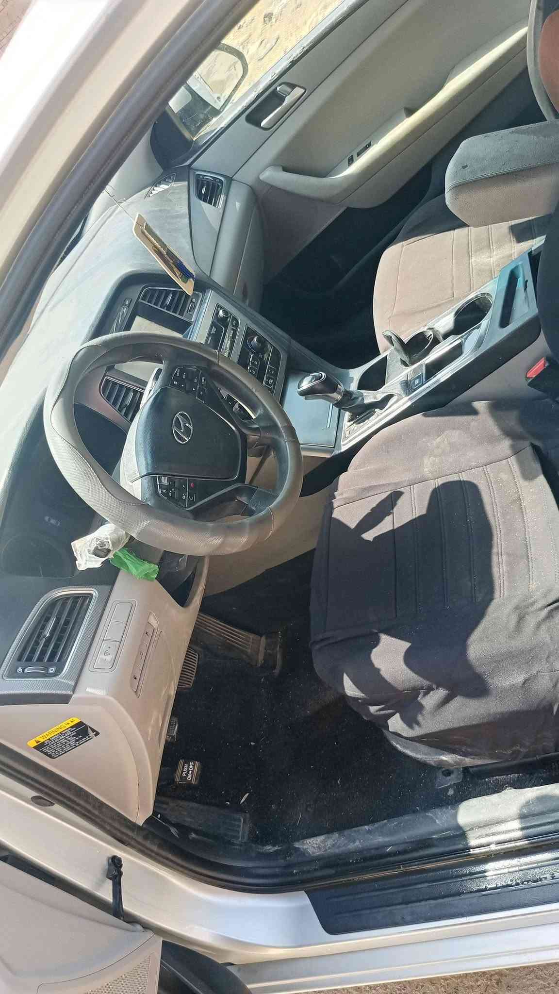 السلام عليكم شباب سوناتا موديل 17 امريكي سياره نص فول من عدن فتحه السياره بيها بخشمك شاملغ الامامي فقط شيء قليل معجون وبيها البانيه جاره سياره جاهزه على اخر حبايه ما بيها اي نقص رقم بغداد انجليزي باسمي تحويل ثاني يوم الشرايبي خير ويتدلل مستعجل على البيعه 115 وبيها مجال ***********
