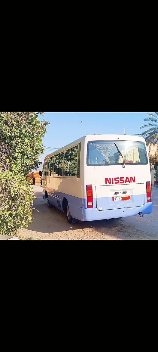 سلام عليكم/نيسان كوستر للبيع فقط موديل 2002 رقم بغداد بسمي رقم دولي سنويه جديده مصفره هيئه وغرامات سياره جديده مكينه بلادي منضومه غاز... بانزين غاز شغاله...   مكينه كير حداديه كفاله الكشر كفاله بيه شبر صبغ بالمقدم 
/مكان السياره حله /السعر 138بيه مجال بسيط
***********  ./.  ***********
رجاء المو شراي ليجزعنه
