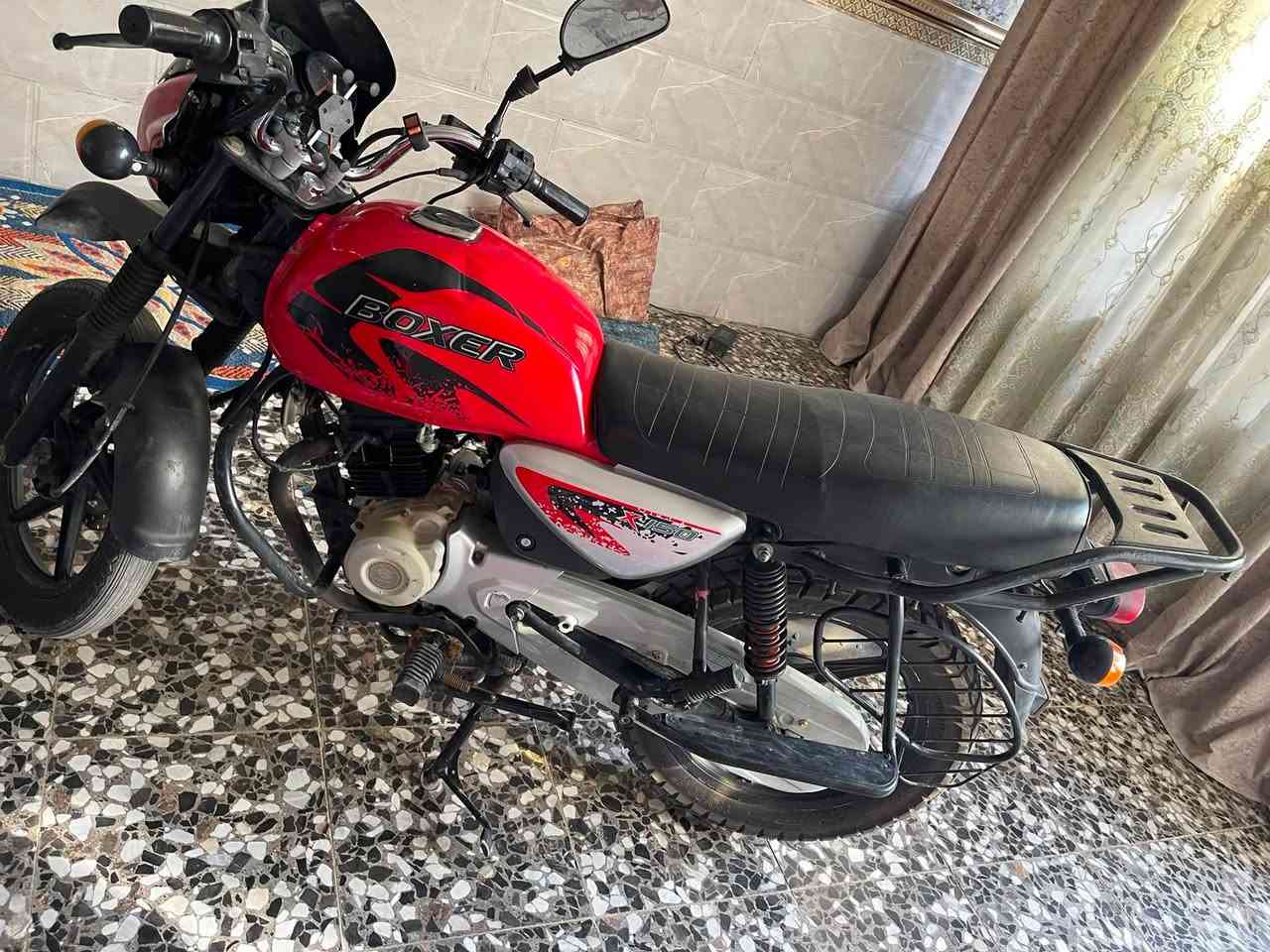 سلام عليكم بوكسر. 23  لبيع. وراق ضايعه تكفلك.  لترقيم.   صال يومين من جفتهه. والله كله شركه  سعر مليون. و100 وبيهه مجال شي بصيط خابر وتدلل ***********
