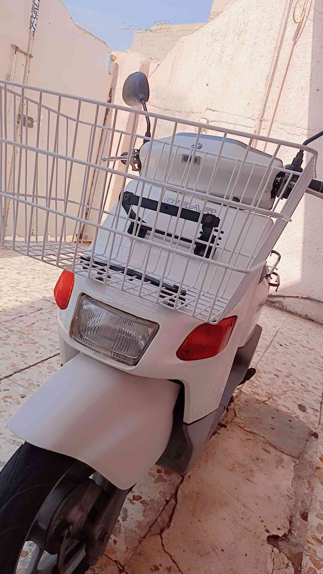 السلام عليكم بيكم سلف وهندر شلعه مشي دراجه نضافه اذ مو فول لا تشتري شرط ابيعلك ع فحص دراجه رمبه اوراق كامله كيلو متر عداد كلها شغاله استان صفح كهربائي كهربائيات كامله سعر ٥٥٠ وبيها مجال قليل جدا *********** مكاني بغداد الحبيبيه قرب مطعم وليد ابو الكص
