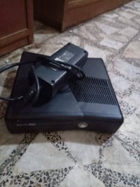 اكس بوكس 360 • نضيف • ٢ جوستك