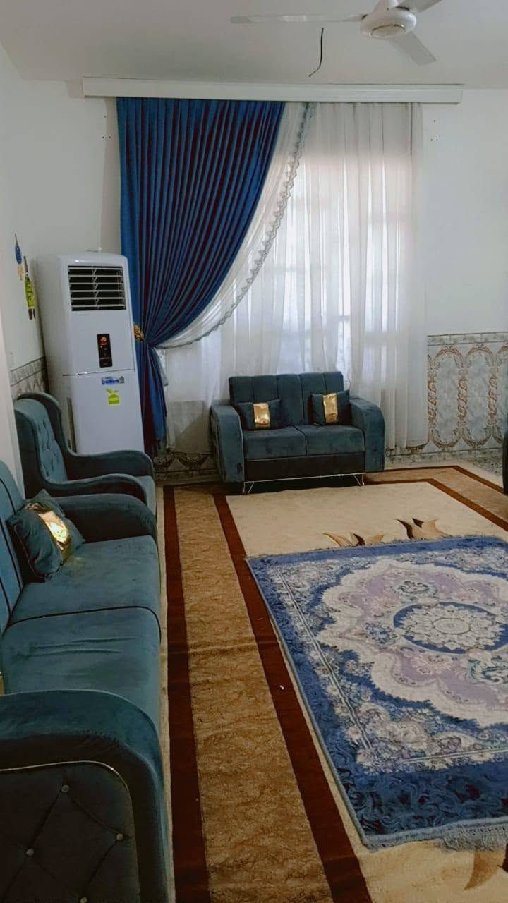 بيت للبيع مساحه 150 متر كامل مكمل العنوان بغداد قضاء المدائن يبعد عن مرقد الامام سيدنا سلمان المحمدي عليه السلام...خمس دقائق... للاستفسار الاتصال على الرقم ***********
