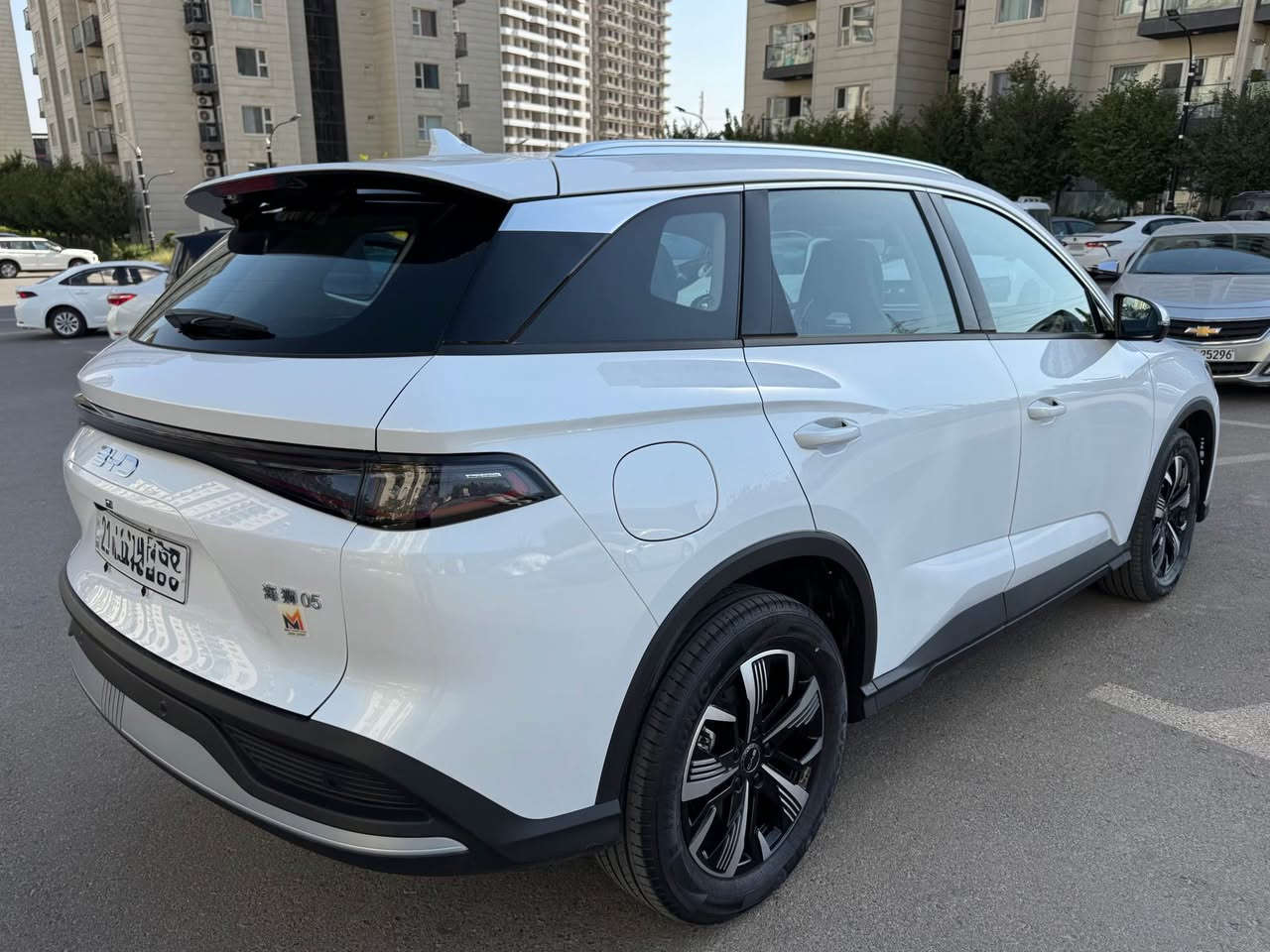 بە ناوی خوای گەورە 
BYD sealion 05 پڵەگین هایبێرد 2025
بە بەنزین و شەحن و کارەبا ئیش ئەکات 
سفری شەریکەی المقادیر
بێ بۆیاخ بێ سارد بێ شوخت
12 هەزار کم ڕۆشتووە باتری گەورەی مەڕغووب باتری 120کم بە یەک شەحن کردنەوە ئەتوانی 120کم پێی بڕۆی
فوول مواسەفات فلاگ شیپ
کوشن جڵد کوشن کارەب لید داشبوڵ بە چەن ڕەنگ شاشە گەورە شاشەکەی ئەخولێتەوە ڕادار و ئۆتۆستۆپ دوو بەسمە و کارتی شەریکەی لە گەڵایە خەتی جادە سوکان ڤۆلیۆم تەحدید سورعە ٦ مۆدی لێخوڕین کامێرای 360 پلە 5 کامێرا حاسەی پێش و دوا لایت لید و زینۆن بەگ لایتی لید تەبرید مەرکەزی ئاوێنە ئیشارەت ئاوێنەکانی ئەخەوێ پانۆراما و سڵاید کامێرای جادە خەزن کردن بەمسە و شەغال درگا و سنووقی بەسمەیە کاڕپلەی و چەنها بەرنامەی تیایە لە شاشەکەیا 
تاقم گاعی قاڵبی تێگیراوە
کامل ئەشیای شەریکەی لە گەڵایە
سەنەوی و ڕەقەم و هەموو شتێکی تازەیە بە ناوی خۆمەوەیە
شوێن سلێمانی
*********** السليمانية, العراق
