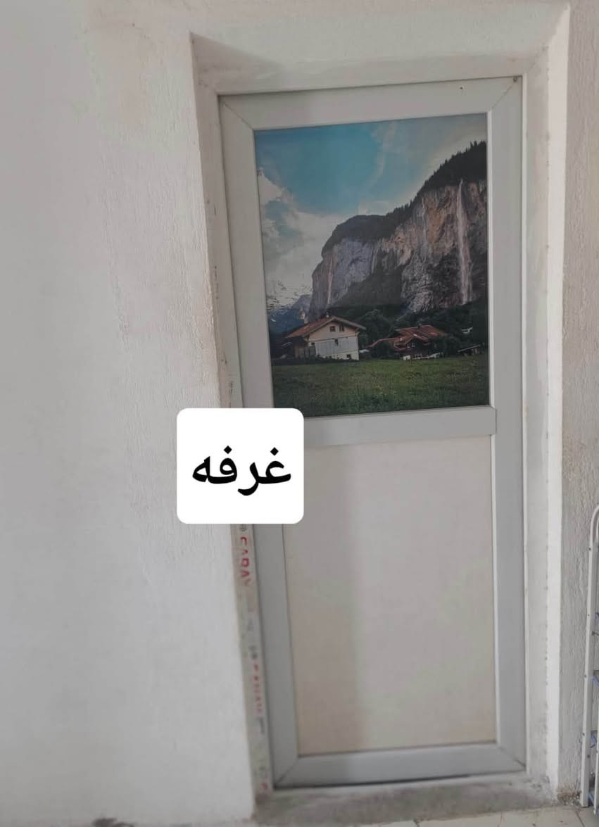 بيت في بابل في الحمزه الغربي منطقه مهدي عاكول نوع السكن الكلفه   يتكون من ثلاث غرف وصاله ومطبخ وطارمه واستقبال وصحيات وحمام خارجيات مساحته 200 متر  والسعر مناسب جدا 32 وبي مجال قليل  التواصل ع الرقم ‏‪***********‬

