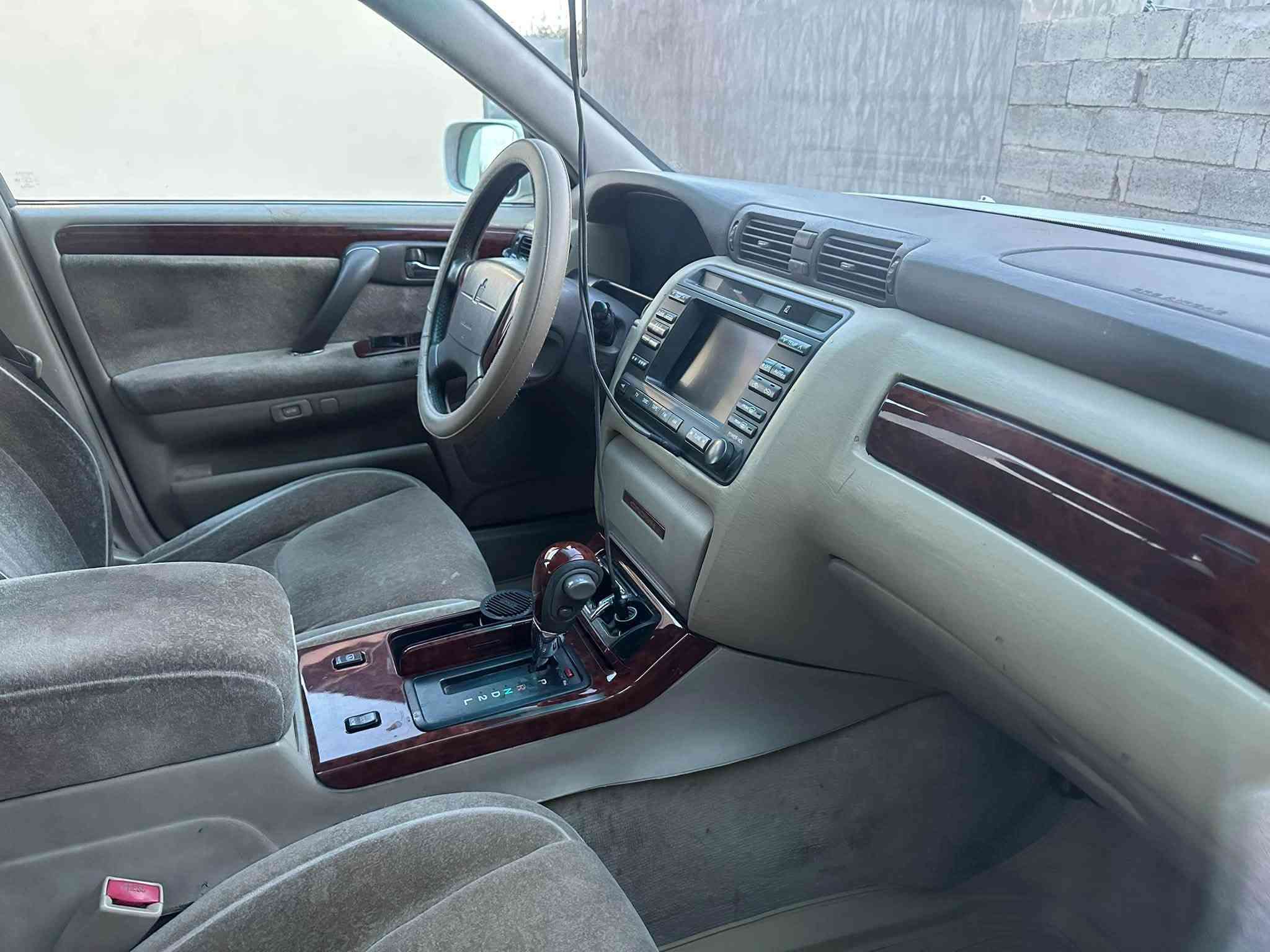 ملكه • محرك VVT • شرط