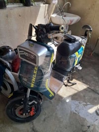 دراجة شحن • نضيف • بطاريات ٣٢أمبير