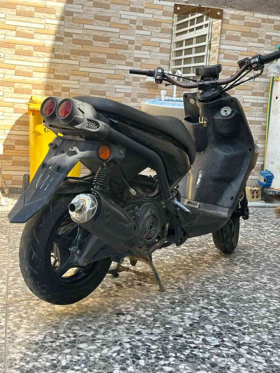 السلام عليكم دراجه للبيع سكنس جبلي كله بيها شغال بس مبدل بيها كور اصلي سعر 650مستعجل علا بيعتها مكان بغداد فلكه حي نصر. رقم ***********
