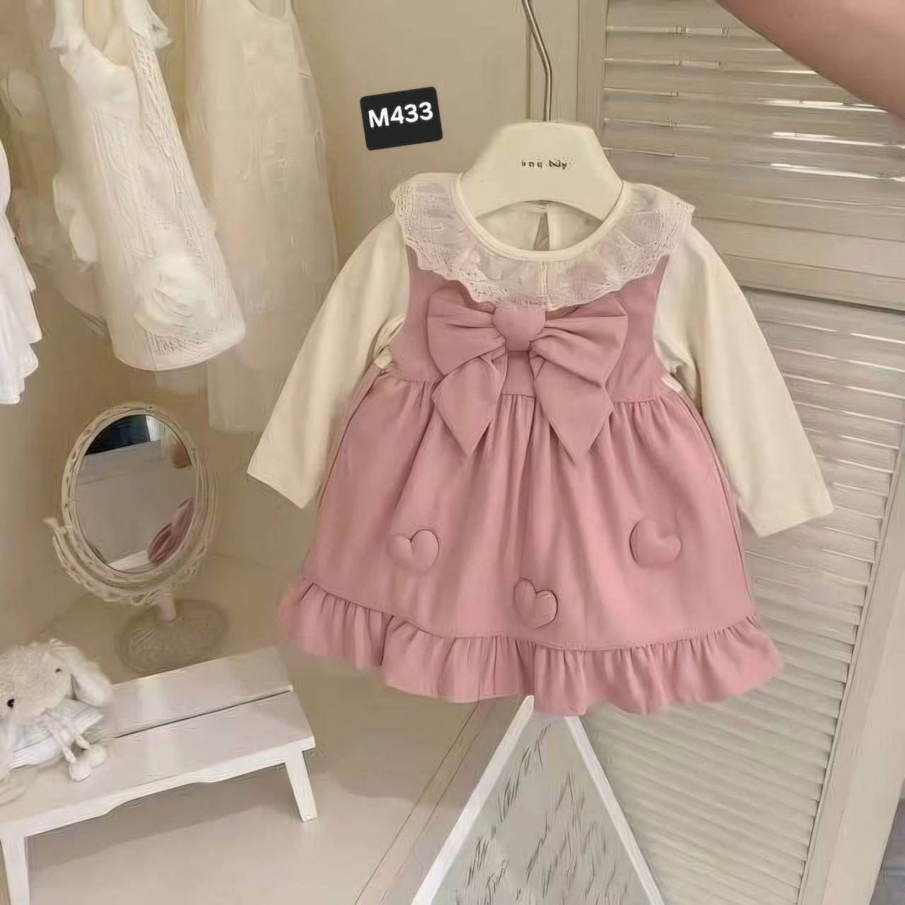مقاسات ١-٤ سنين • درزن ١٢ • M433