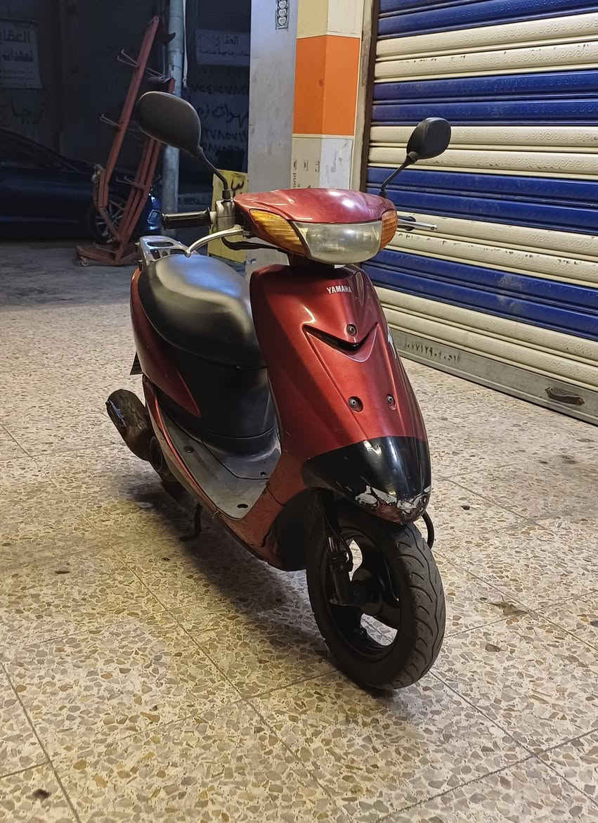 سلام عليكم للبيع عصفوريه ياماها بلاديه كله وسلف وهندر شلعه معدل ع فحص السعر 350 قفل قفل السكن بغداد حي البنوك شراي يخابرني ***********
