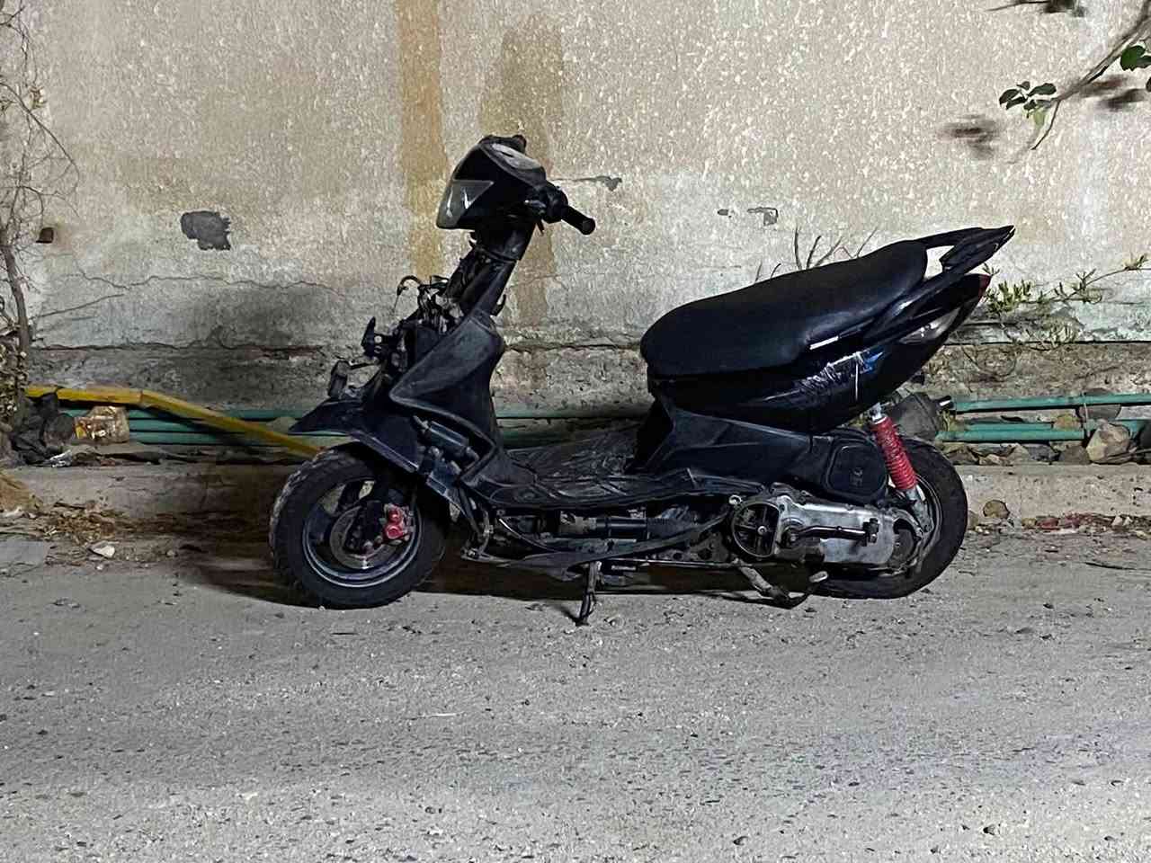ماكس مضلع للبيع ادراجه خير من الله نضيفه مكينتها حيل نضيفه او نشطه لاتبخير ولا تنقيص نقصها بجم او ذيل فقط ولباقي كله شغال او تايرات جدد اليوم بدلتهن زوج  مكاني بغداد الغزاليه سعر٣٠٠ او بيها مجال 
اتصال ***********
واتساب ‭***********‬

