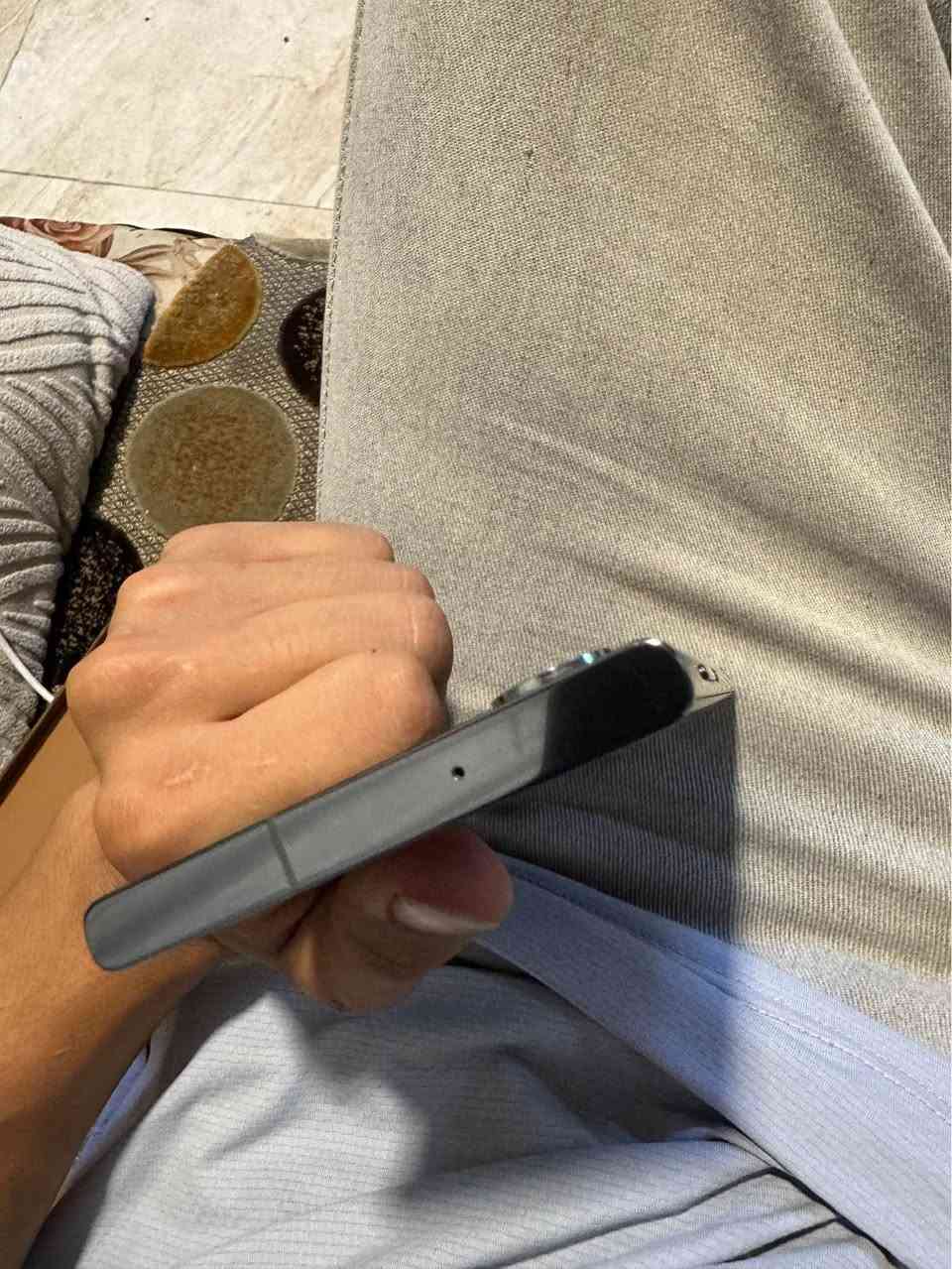 الترا s23 للبيع مستبدل ظهر والشاشه بيهة خط خفيف حيل وابد ابد ما مأثر ع اللمس تجي تفحص اذا مأثر ع الشاشه او ع اللمس تاخذه بلاش جهاز فريمه نظيف ذاكره 256 سعره 650 وبي مجال للطيبين مكاني بغداد البنوك الثانيه هذا الرقم للاستفسار *********** وحياكم الله بغداد, العراق
