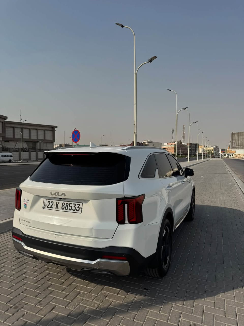 للبيع كيا سورنتو موديل ٢٤ خليجي كفالة عامة من الصبغ وتبديل والبارد بيها ملاحضه بسيطه
مواصفات السيارة 
بصمة تشغيل 
بصمات دخول ذكي 
كامرة + شاشة متصلة 
داتا شو
فول تحكم ستيرن 
كروز سرعة 
نزول منحدرات 
كرسين كهربائي 
صندوق كهربائي 
هاند بريك كهربائي 
ثلاث قطع تبريد مركزي منفصل 
مودات قيادة 
درايف مود
اوتو هولد 
حساسات محيطية 
 6 سلندر سبعة راكب باقي المواصفات معروف جميع تفاصيل السيارة داخل المنشور ممشة السيارة 50الف كيلو  رقم اربيل  بأسم الشركه تحويل او وكاله السعر 288 بيها مجال للشراي مكان السيارة البصره للستفسار اتصال ع الرقم ***********
