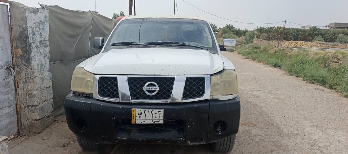 بيكم نيسان تيتان موديل ٢٠٠٤ محرك وگير محوره گريت ول گير عادي رقم بصره وكالة باسمي السعر ٧٥ وبيها مجال العنوان الديوانية قرب جسر النجف 
موبايل ***********
