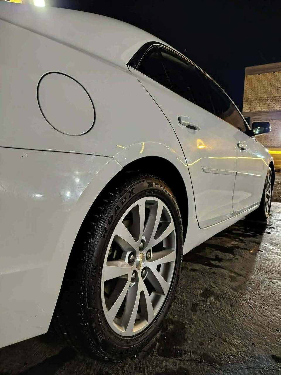 ماليبو ٢٠١٥ مكفولة كفاله أمريكي ٢٥٠٠ تنفس طبيعي الاقتصادي محرك ٤ سلندر وارد شرط اريباكات سلمية وشواصي شرط رقم نجف بسمنه مشروع وطني فول عدا البصمة بيه طخة يم قفل البنيد مصلح نفسه بدون صبغ تحكمات فول فتحة بالقارة كامرة خلفية تشغيل عن بعد تبريد فول محرك بعده ازرك شرط كير شرط دهن كله وكاله بانزين محسن شرط مكان السيارة بالسماوة قضاء الرميثة
مواصفات LT
  شاشة قلاب كامرة خلفية
لد داخلي
ويل كب ١٨
ترهم بيع او مراوس حسب القناعه
مكان السيارة بالسماوة قضاء الرميثة
***********
