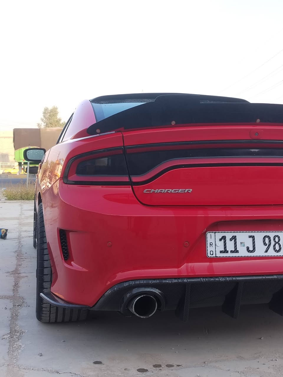 السلام جارجر للبيع الموديل 2015 اصل
فىه  ال SRT مكينه 6400 v8
السياره خليجي كفاله عامة شرط السونار
السياره فول (ملاحضه أعلى فئه بل الجارجر)
ممشه السياره 68 كليو متر
السياره ستوك
مكان ديالى بعقوبه ( رقم ***********
***********
السعر 200 وبيه مجال

