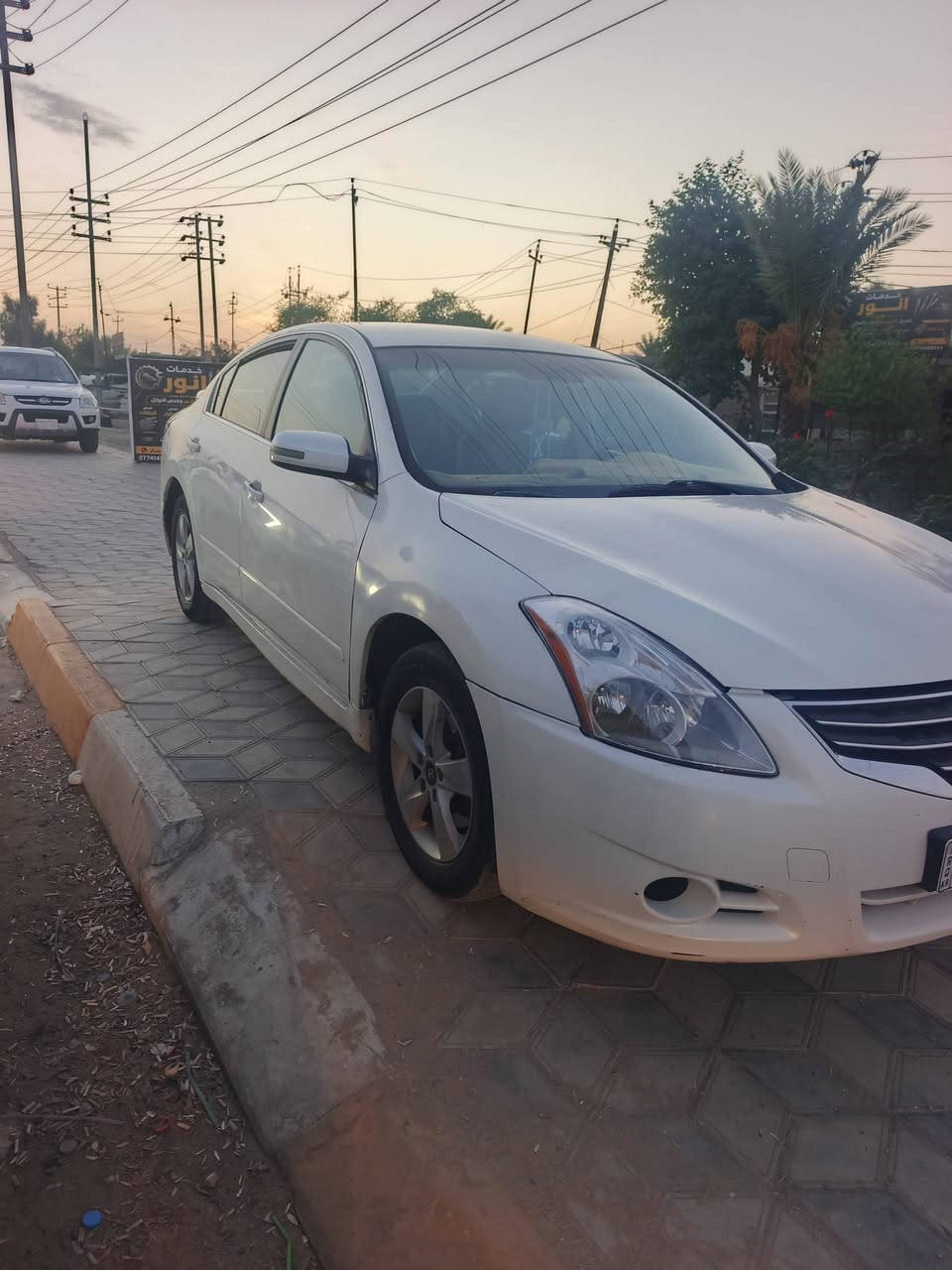 نسيان التيما موديل ٢٠١٠ خليجيه بيه صبغ قطعتين ونص مكينه كير بشرط عنواني بعقوبة بيع امرواس  
 ***********
