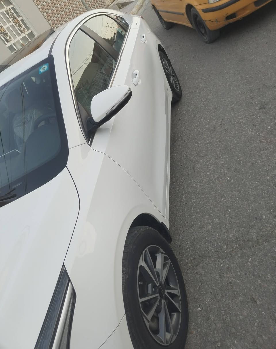 سلام عليكم كيا سيراتو مديل 22كفاله من عده حالوبات بسيطه بل قماره فقط  فول مواصفات فتحه تبريد قطعتين مكينه 1600 رقم بغداد مكينه وكير وحداديه وتبريد كفاله سعر 148 وبيه مجال هاذه رقمي ***********

نص مكتوب في الصور:
- انقر هنا لتحرير النص