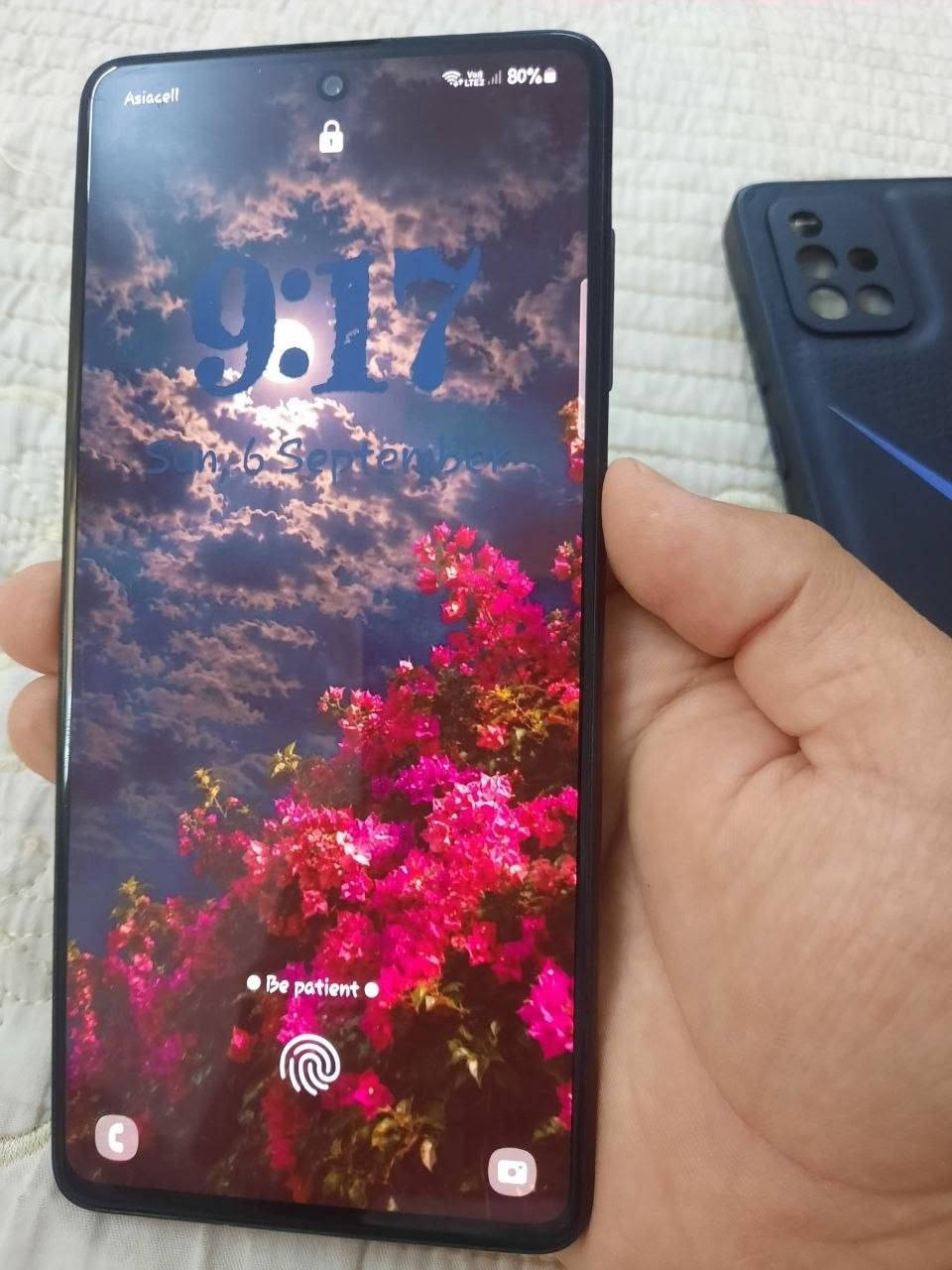 بسم الله الرحمن الرحيم
للبيع او مراوس 
SAMSUNG GALAXY A71 
ذاكرة 128 
رام 8
معالج سناب دراكون 730
ببجي 60 فريم 
كامرات الاساسيه 64+32 ميكابكسل
بصمة بالشاشة 
شاشة 120 هرتز سوبر اموليد بلس
طبع خفيف فقط 
السعر 160 الف للبيع او مراوس
لتواصل خاص او اتصل  ***********
