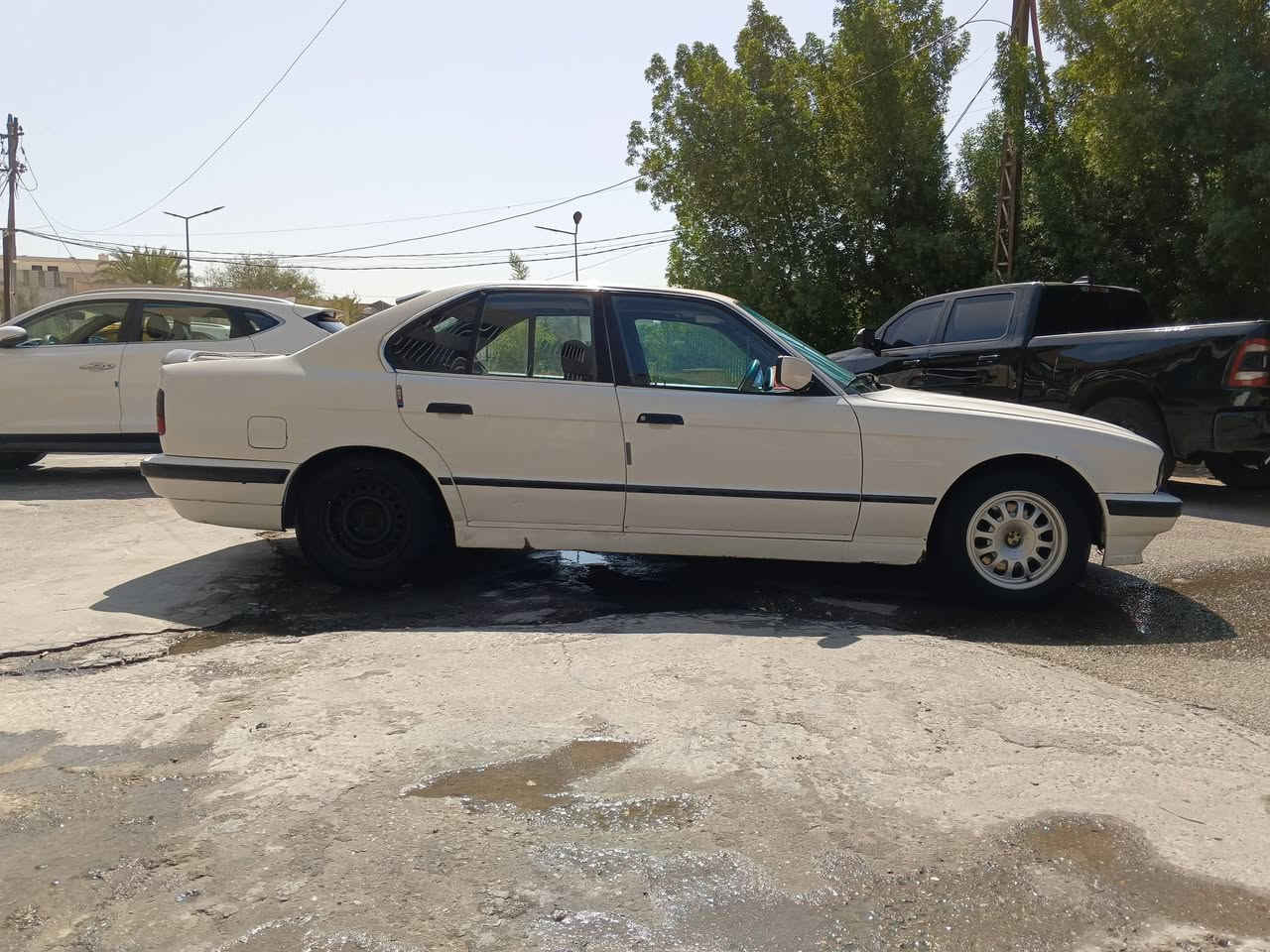 السلام عليكم 
BMW 525i
بيع او مراوس 
موديل 1993
كير اوتوماتيك ادامه كامله 
تبريد 
مكينه 528 تك فانوس 
ادامه كامله 
بياع شراي ليخابرني 
تحويل مباشر 
المنصور 14رمضان 
*********** واتساب او خاص
