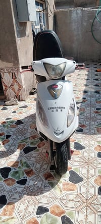كامكو بوليس • ١٥٠ • موديل ١٢