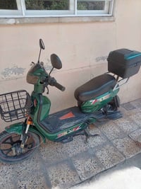 ماطور • دراجة كهربائية • نظيف